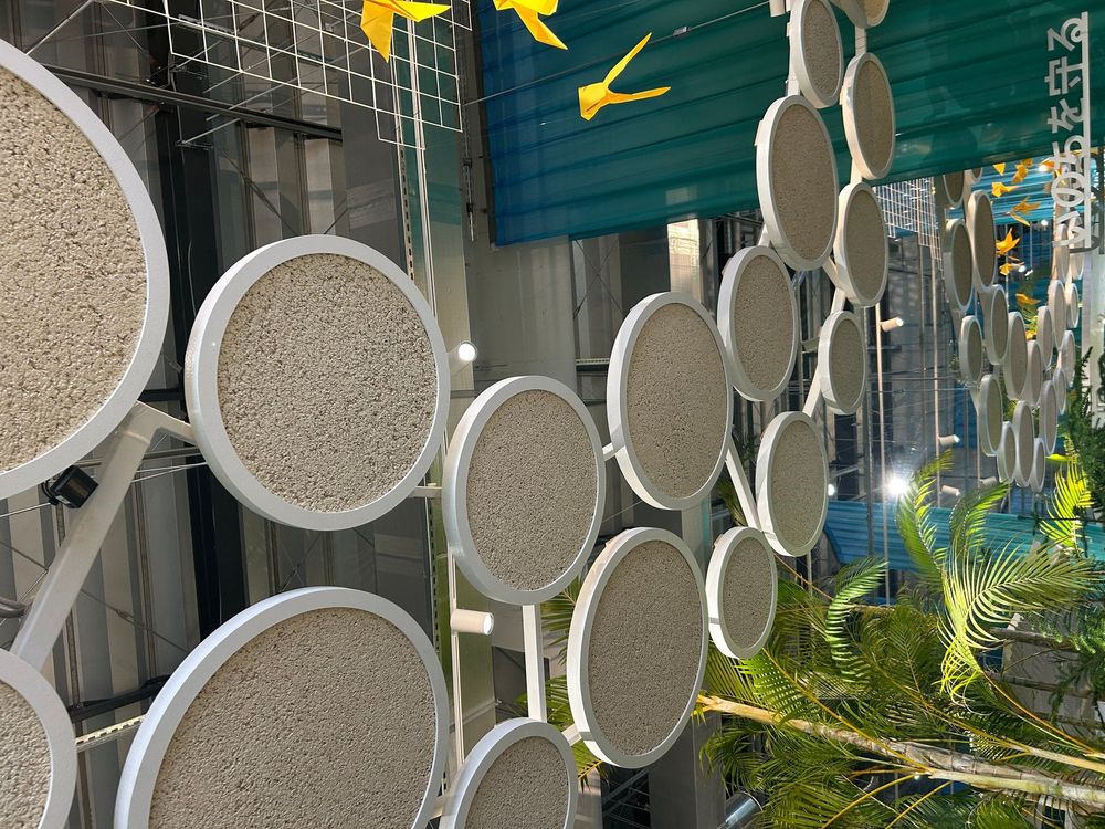 ®Hempstatic Image